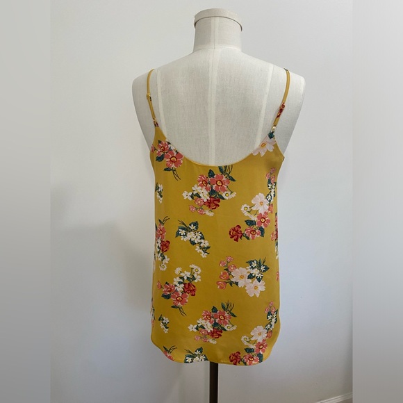 2 for $12 💖 Pink Republic Yellow Gold Floral Adjustable Strappy Top Size Small - Picture 2 of 4